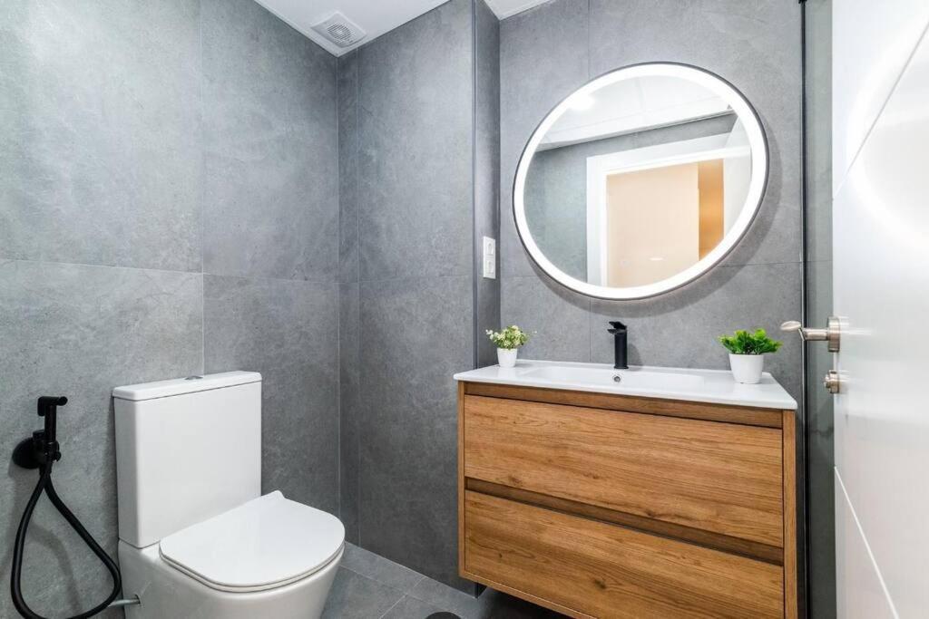 Appartement Modern Close To The City Center And Alhambra *
